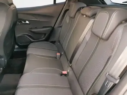 Photo 11 Peugeot 2008  PureTech 130 S&S EAT8