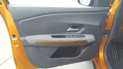 Photo 25 Dacia Sandero  TCe 90