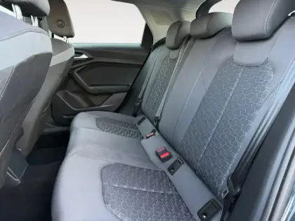 Photo 13 Audi A1  Sportback 30 TFSI 110 ch S tronic 7