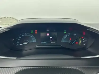 Photo 9 Peugeot 208  Electrique 50 kWh 136ch