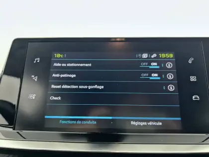 Photo 22 Peugeot 208  Electrique 50 kWh 136ch