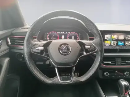 Photo 11 Skoda Kamiq  1.0 TSI Evo 110 ch DSG7