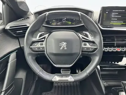 Photo 8 Peugeot 208  PureTech 100 S&S EAT8