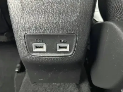 Photo 19 Peugeot 208  PureTech 100 S&S EAT8