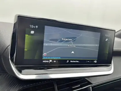 Photo 24 Peugeot 208  PureTech 100 S&S EAT8