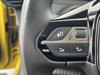 Photo 43 Peugeot 208  BlueHDi 100 S&S BVM6