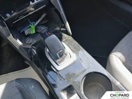 Photo 17 Peugeot 2008  BlueHDi 130 S&S EAT8