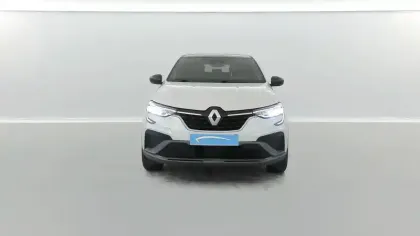 Photo 42 Renault Arkana  E-Tech hybride 145