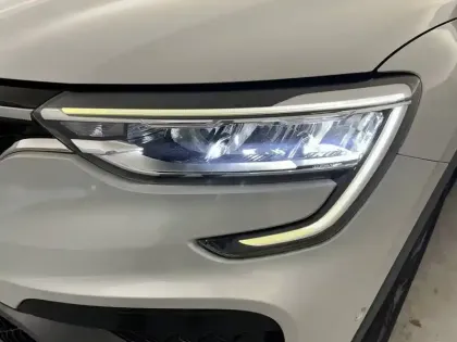 Photo 29 Renault Arkana  E-Tech hybride 145