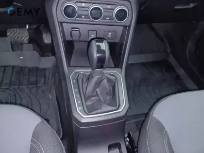 Photo 11 Dacia Jogger  Hybrid 140 7 places GSR2