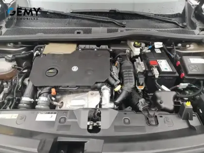 Photo 14 Peugeot 2008  BlueHDi 130 S&S EAT8