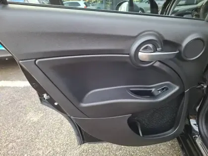 Photo 19 Fiat 500x  1.5 FireFly 130 ch S/S DCT7 Hybrid