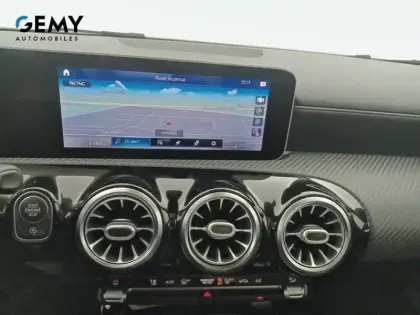 Photo 16 Mercedes Classe A  200 7G-DCT