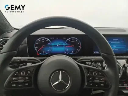 Photo 15 Mercedes Classe A  200 7G-DCT