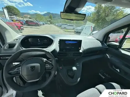 Photo 33 Peugeot Partner  FOURGON M DIESEL 130 CH MANUELLE