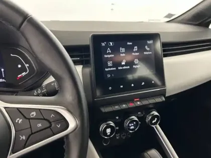 Photo 21 Renault Clio  E-Tech 140 - 21N