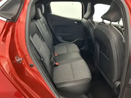 Photo 24 Renault Clio  E-Tech 140 - 21N