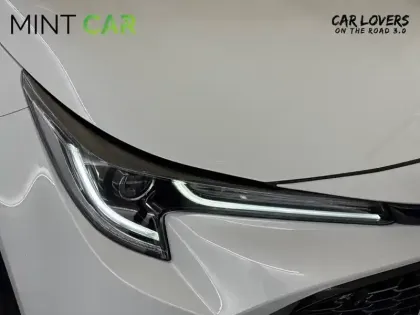 Photo 86 Toyota Corolla  Hybride 122h