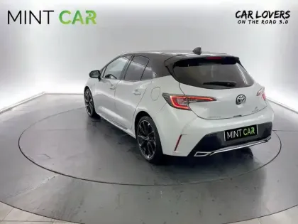 Photo 1 Toyota Corolla  Hybride 122h