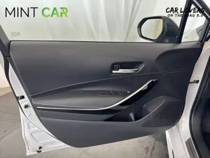 Photo 21 Toyota Corolla  Hybride 122h