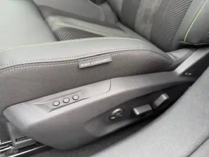 Photo 11 Peugeot 308  Hybrid 145 e-DCS6