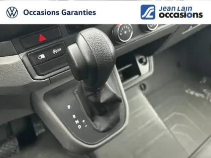 Photo 57 Volkswagen Crafter  VAN 35 L3H3 2.0 TDI 140 CH BVA