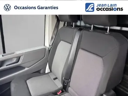 Photo 45 Volkswagen Crafter  VAN 35 L4H3 2.0 TDI 140 CH BVA