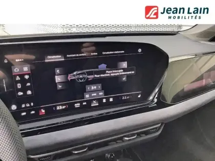 Photo 13 Audi A5  Avant e-hybrid 367 ch S tronic 7 Quattro