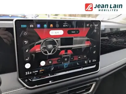 Photo 13 Volkswagen Tiguan  1.5 eTSI 150ch DSG7