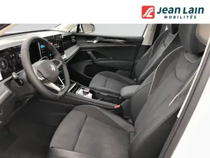 Photo 10 Volkswagen Tiguan  1.5 eTSI 150ch DSG7