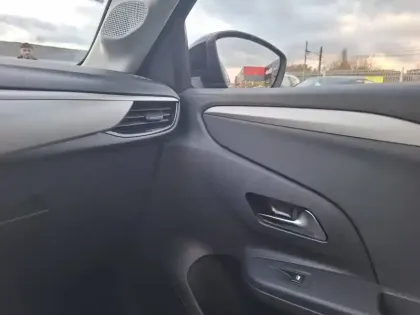 Photo 18 Opel Corsa  1.2 Turbo 100 ch BVM6