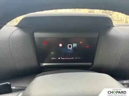 Photo 16 Citroën C4  SOCIETE BLUEHDI 130 S&S EAT8