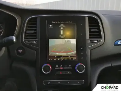 Photo 13 Renault Megane Mégane IV Berline TCe 160 FAP