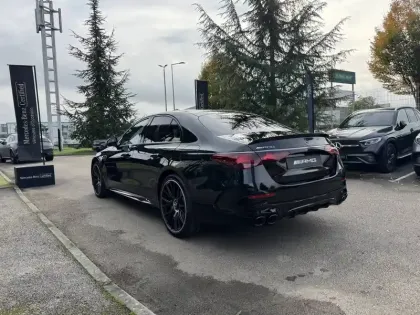 Photo 4 Mercedes Classe E  53 Hybrid AMG Speedshift TCT 9G AMG 4Matic+