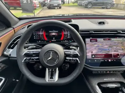 Photo 12 Mercedes Classe E  53 Hybrid AMG Speedshift TCT 9G AMG 4Matic+