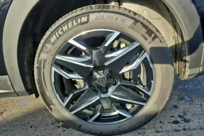 Photo 14 Peugeot 3008  Hybrid 145 e-DCS6