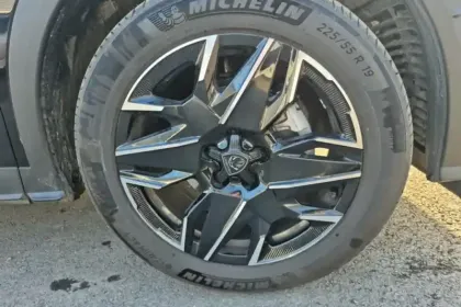 Photo 12 Peugeot 3008  Hybrid 145 e-DCS6