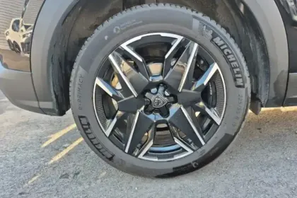 Photo 57 Peugeot 3008  Hybrid 145 e-DCS6