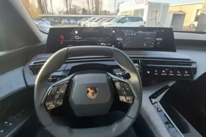 Photo 60 Peugeot 3008  Hybrid 145 e-DCS6