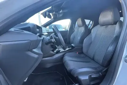 Photo 8 Peugeot 208  PureTech 100 S&S EAT8