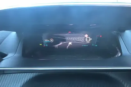 Photo 13 Peugeot 208  PureTech 100 S&S EAT8