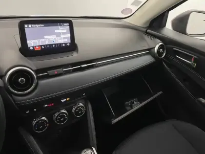 Photo 30 Mazda Mazda2  1.5L e-SKYACTIV G M Hybrid 90ch