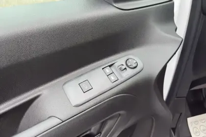 Photo 10 Citroën Berlingo  VAN TAILLE M 650KG BLUEHDI 100 S&S BVM6