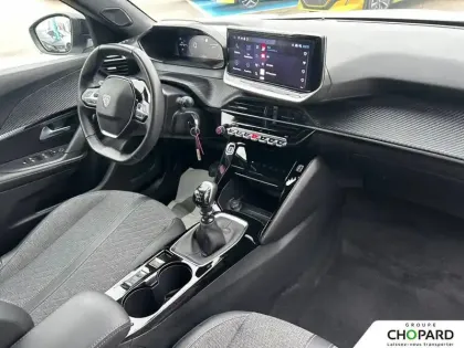 Photo 12 Peugeot 2008  PureTech 100 S&S BVM6