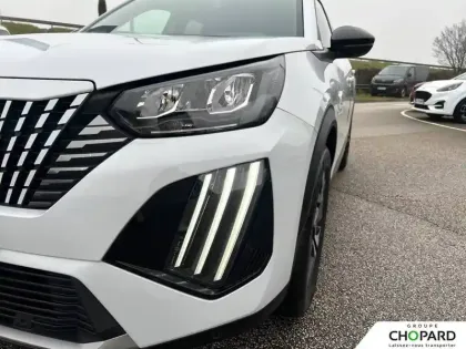 Photo 22 Peugeot 2008  PureTech 100 S&S BVM6