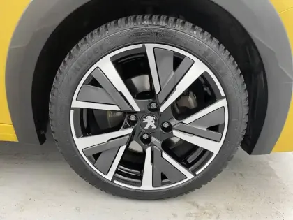 Photo 49 Peugeot 208 Gén. II Ph1 NG GT 5