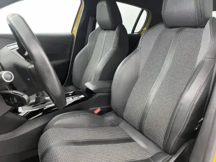 Photo 77 Peugeot 208  PureTech 100 S&S BVM6