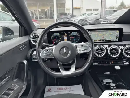 Photo 15 Mercedes Classe A  250 e 8G-DCT