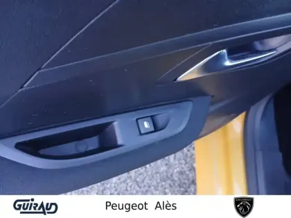 Photo 12 Peugeot 208  PureTech 75 S&S BVM5