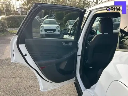 Photo 75 Ford Kuga  2.5 Duratec 180 ch FlexiFuel FHEV E85 Powershift